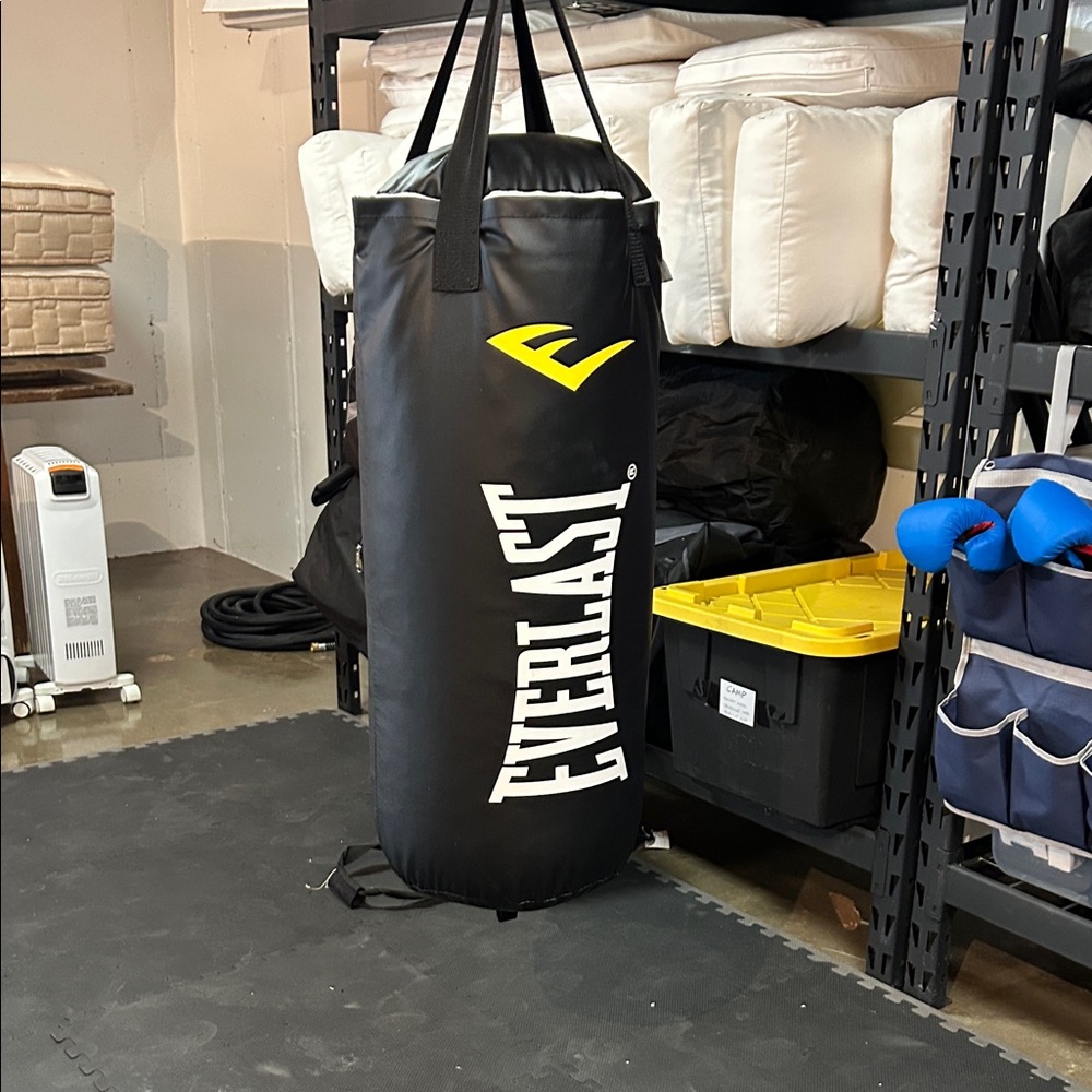 Everlast Black Duffel-Style Punching Bag with Neon Yellow Logo